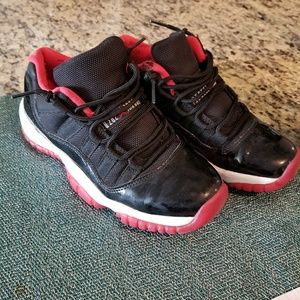 Air Jordan 11 Retro Low "Bred"